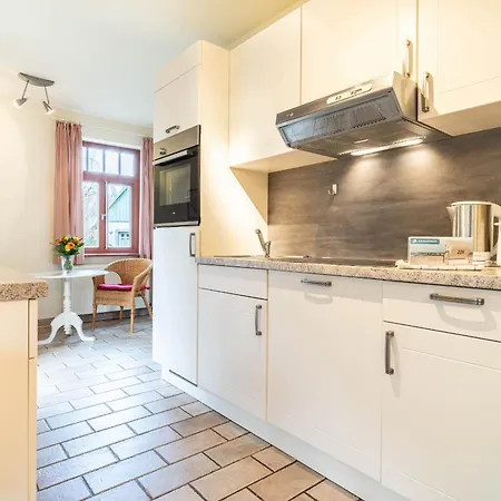 Ferienhaus Ferienhaussiedlung Strandperlen Sanddornhof 4a *