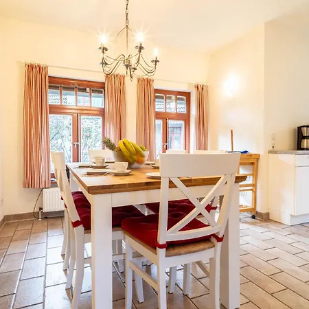 Holiday home Ferienhaussiedlung Strandperlen Sanddornhof 4a Wustrow (Fischland)