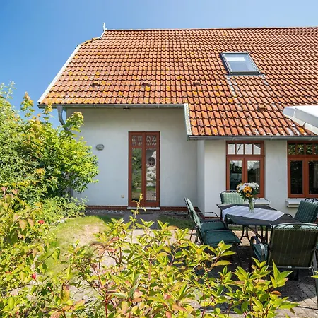 Ferienhaussiedlung Strandperlen Sanddornhof 4a Holiday home Wustrow (Fischland)