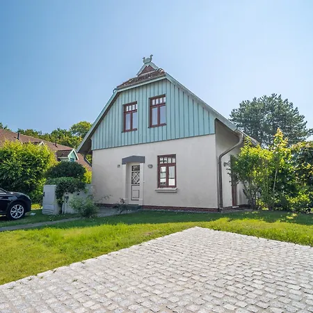 Ferienhaussiedlung Strandperlen Sanddornhof 4a * Wustrow (Fischland)