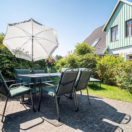 Holiday home Ferienhaussiedlung Strandperlen Sanddornhof 4a Wustrow (Fischland)